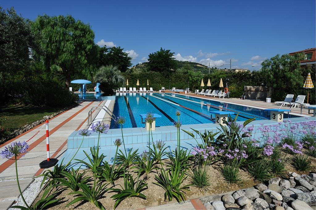 Residence Le Palme Grottammare Exterior photo