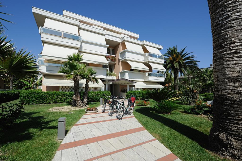 Residence Le Palme Grottammare Exterior photo